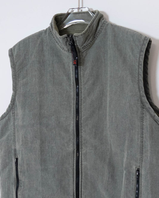 "Gramicci" good fade nylon vest with fleece