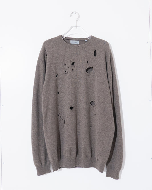 Damaged cashmere knit