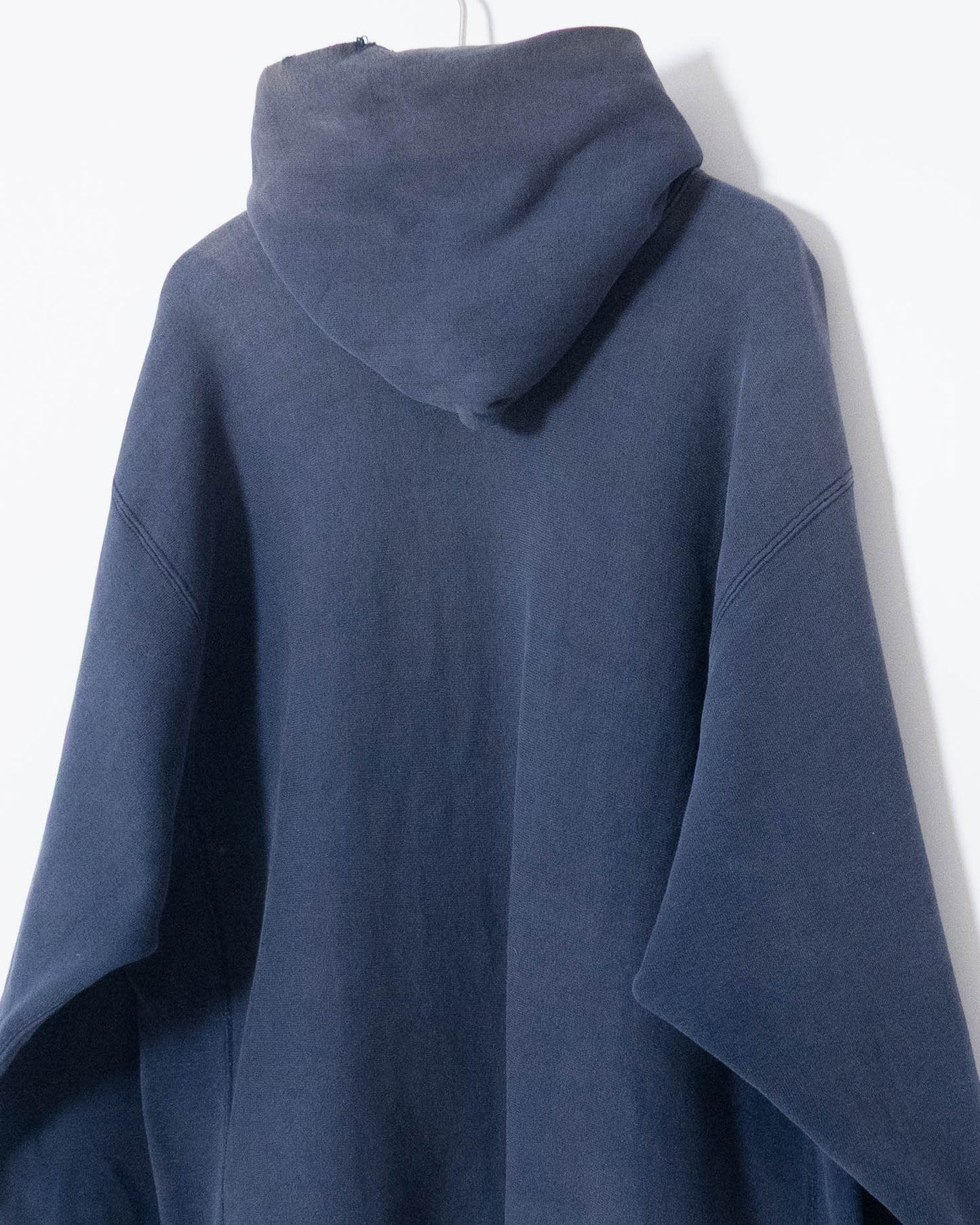 "Champion" REVERSE WEAVE hoodie