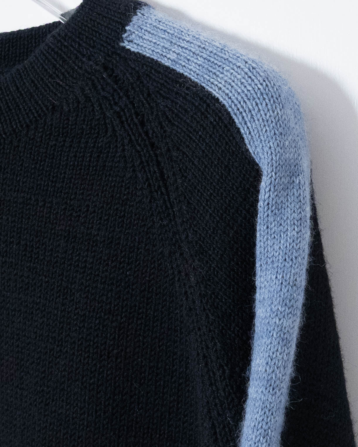 Vintage arm line ski knit sweater