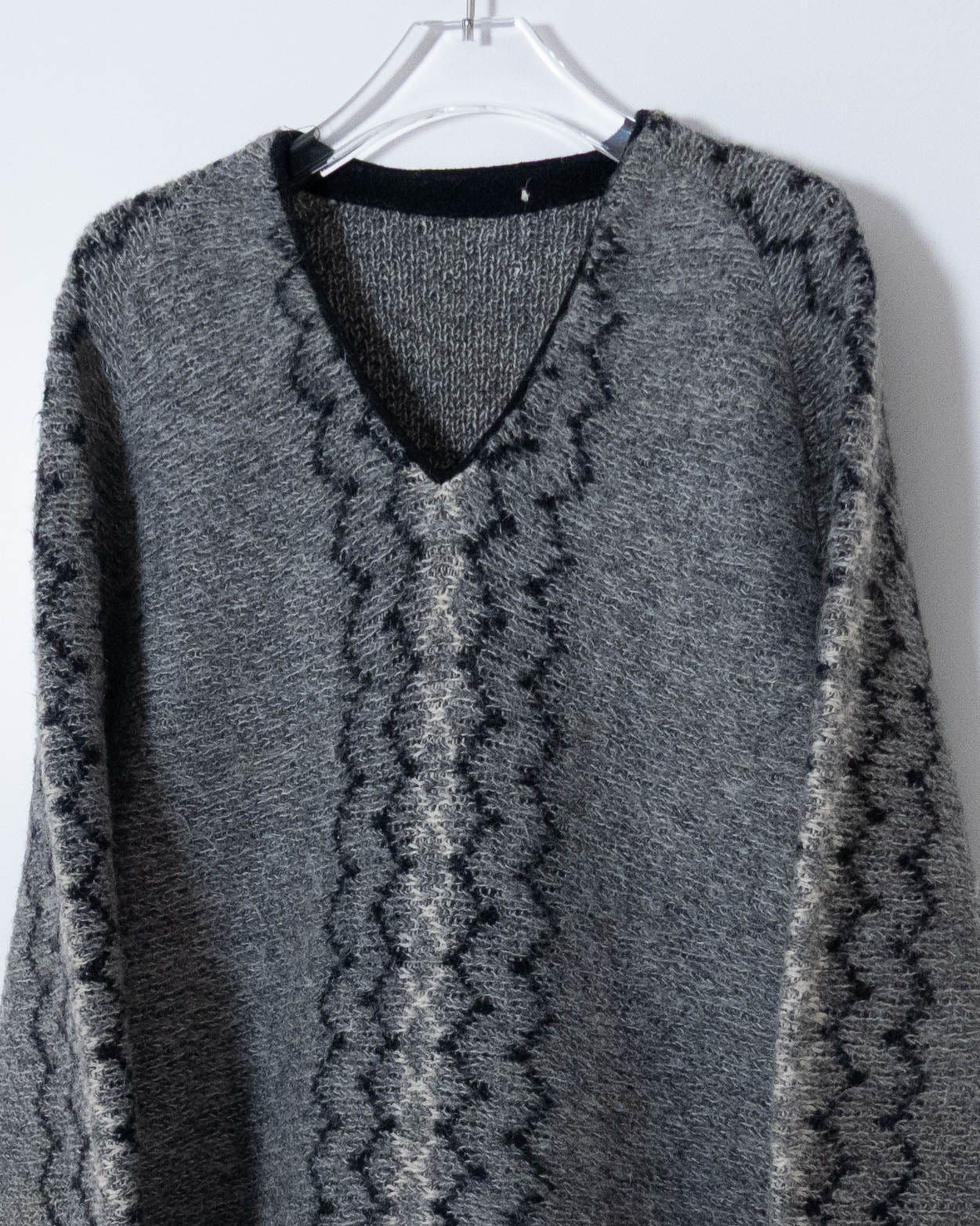 Vintage v-neck pattern mohair knit sweater