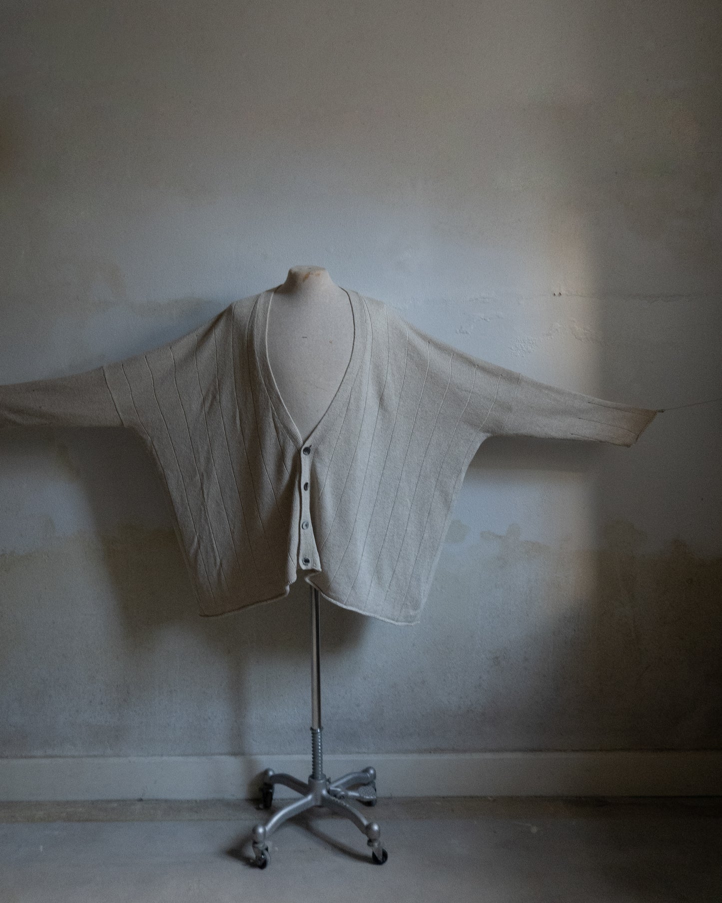 "SHIRIN GUILD" linen x silk cardigan