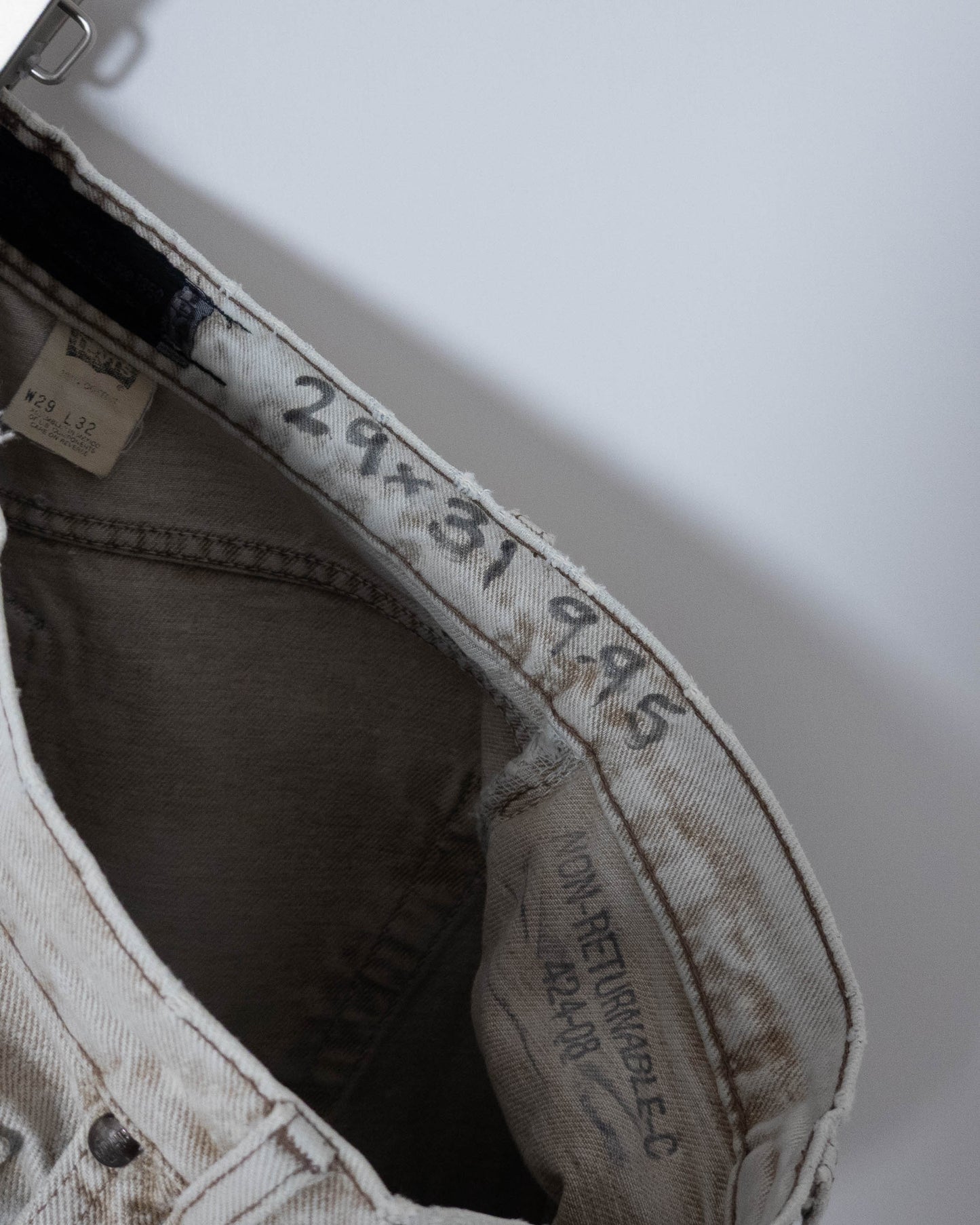 "Levi's SILVERTAB" cutoff baggy denim pants