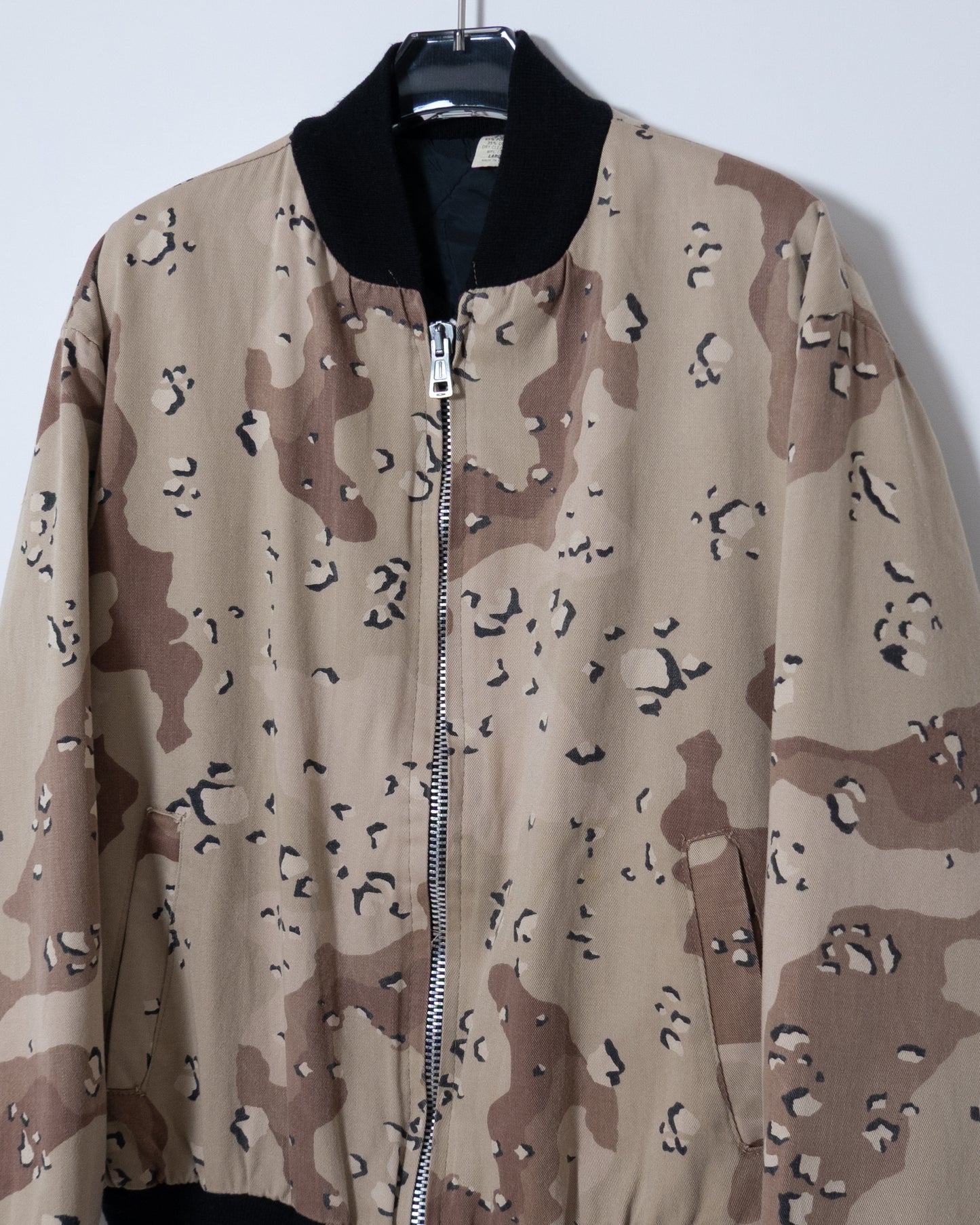 chocolate chip camouflage padding bomber jacket