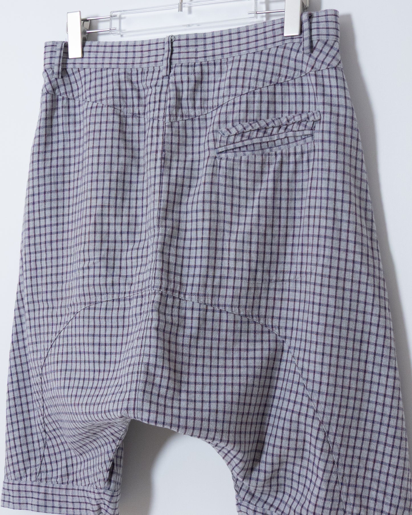 “HENRIK VIBSKOV” drop-crotch shorts