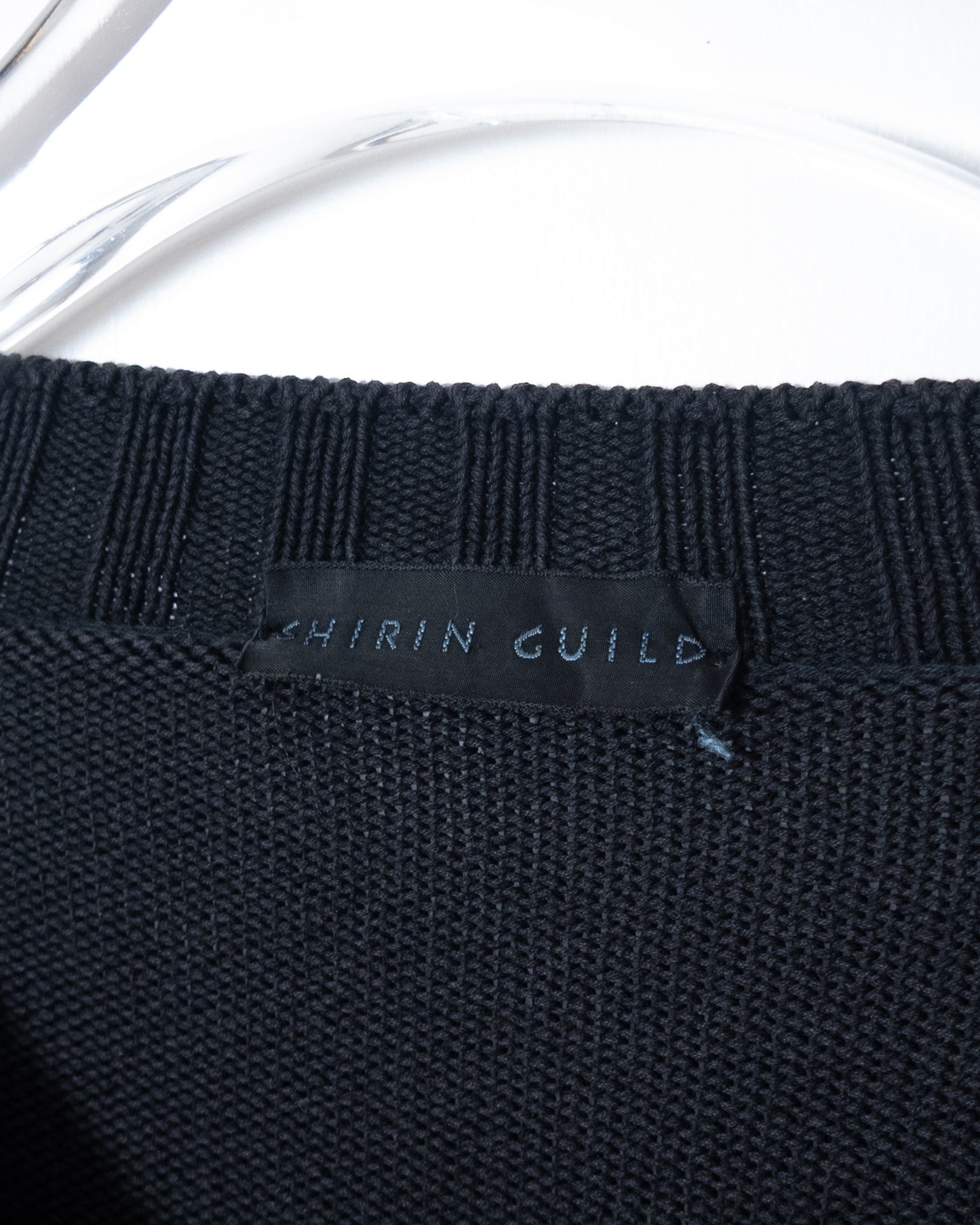 "SHIRIN GUILD" extra wide silhouette cotton silk v-neck knit sweater
